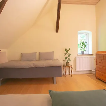 فندق مبيت وإفطار Avalonbnb 2*