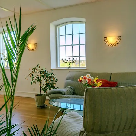 Bed & Breakfast Avalonbnb 2*