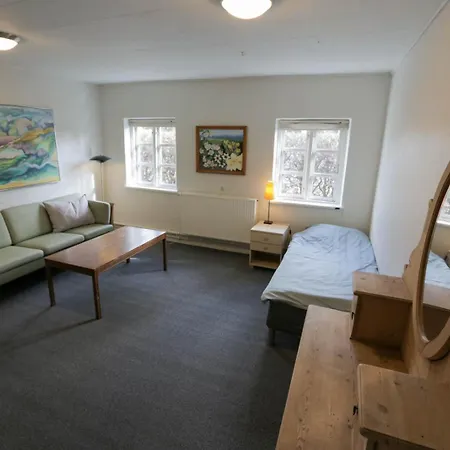 Avalonbnb فندق مبيت وإفطار 2*