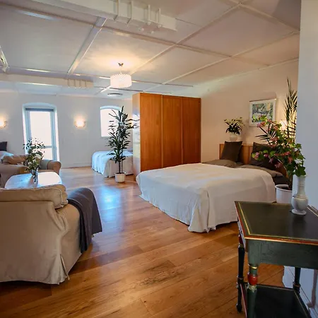 Avalonbnb أودنسه