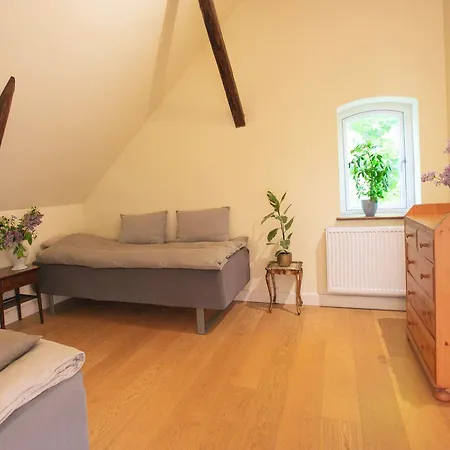 Avalonbnb فندق مبيت وإفطار